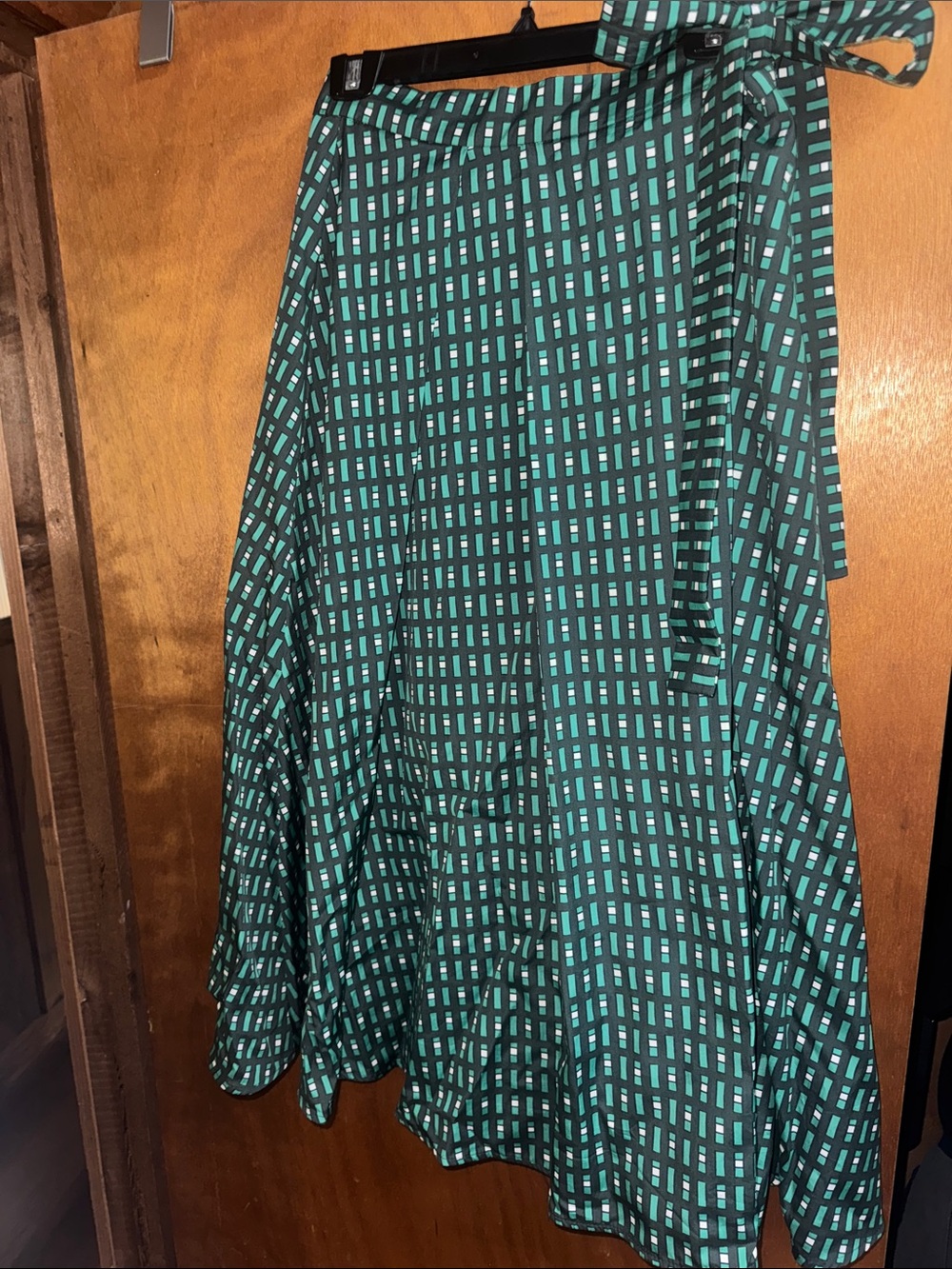 Weekend Max Mara Wrap Green and Teal Geometric Midi Skirt - Picture 5 of 9